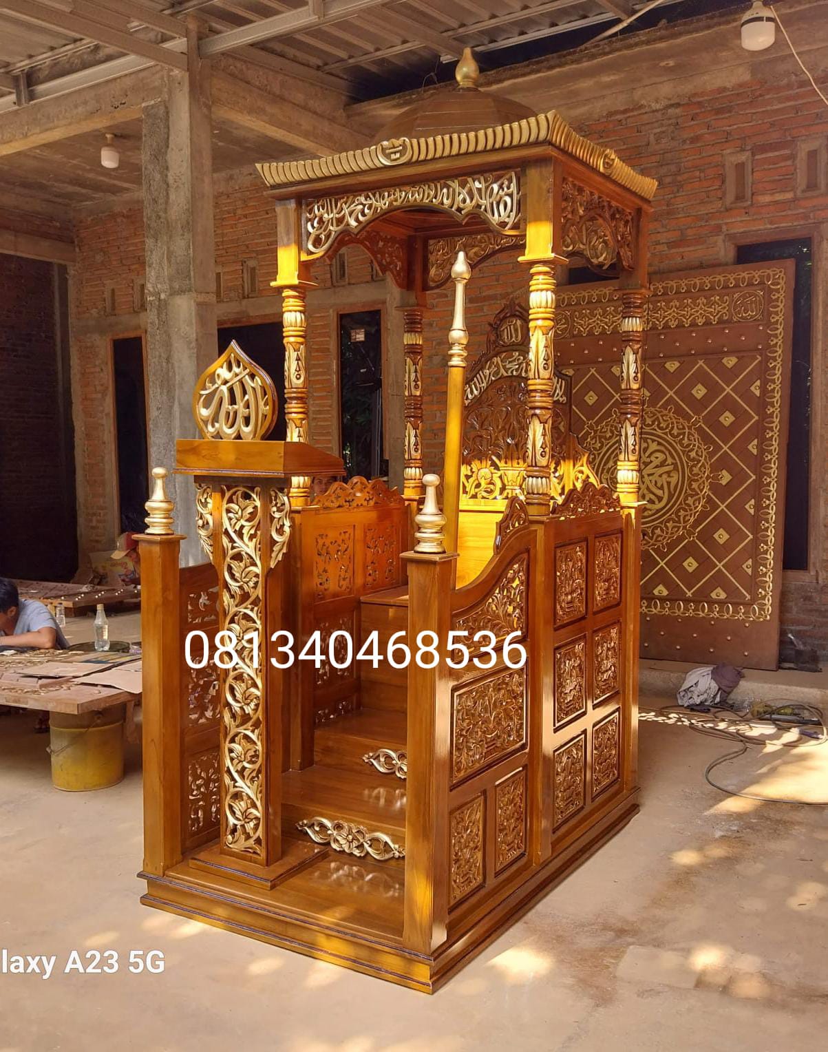 Mimbar Masjid Pintu Depan dengan Podium Minimalis 100x150x265cm (1)